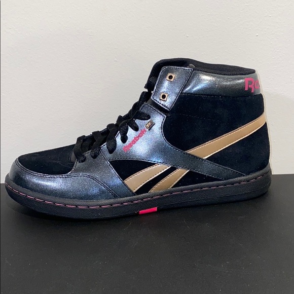 Reebok | Shoes | Girls Reebok Courtee Mid Size7 | Poshmark